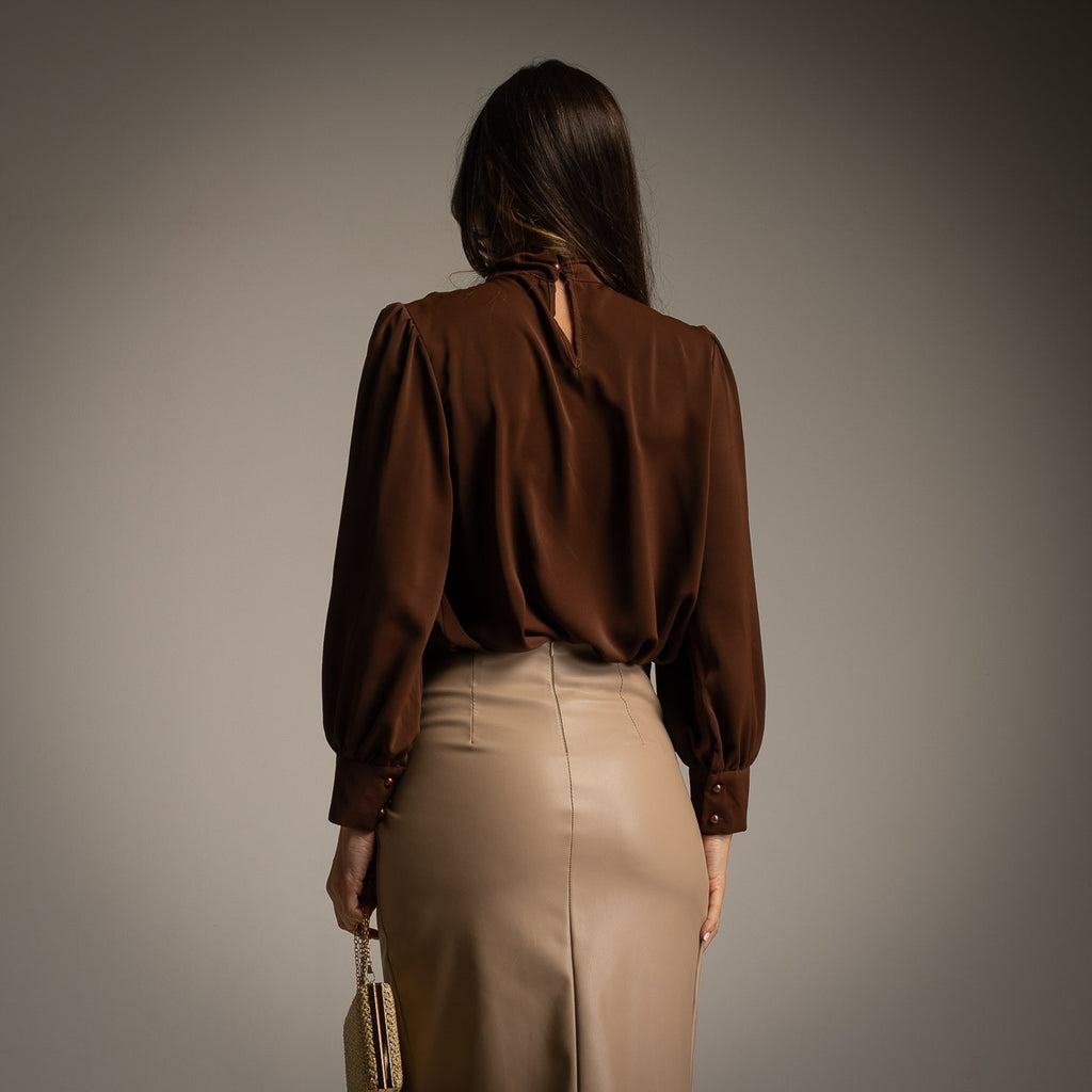 brown rosette back top 