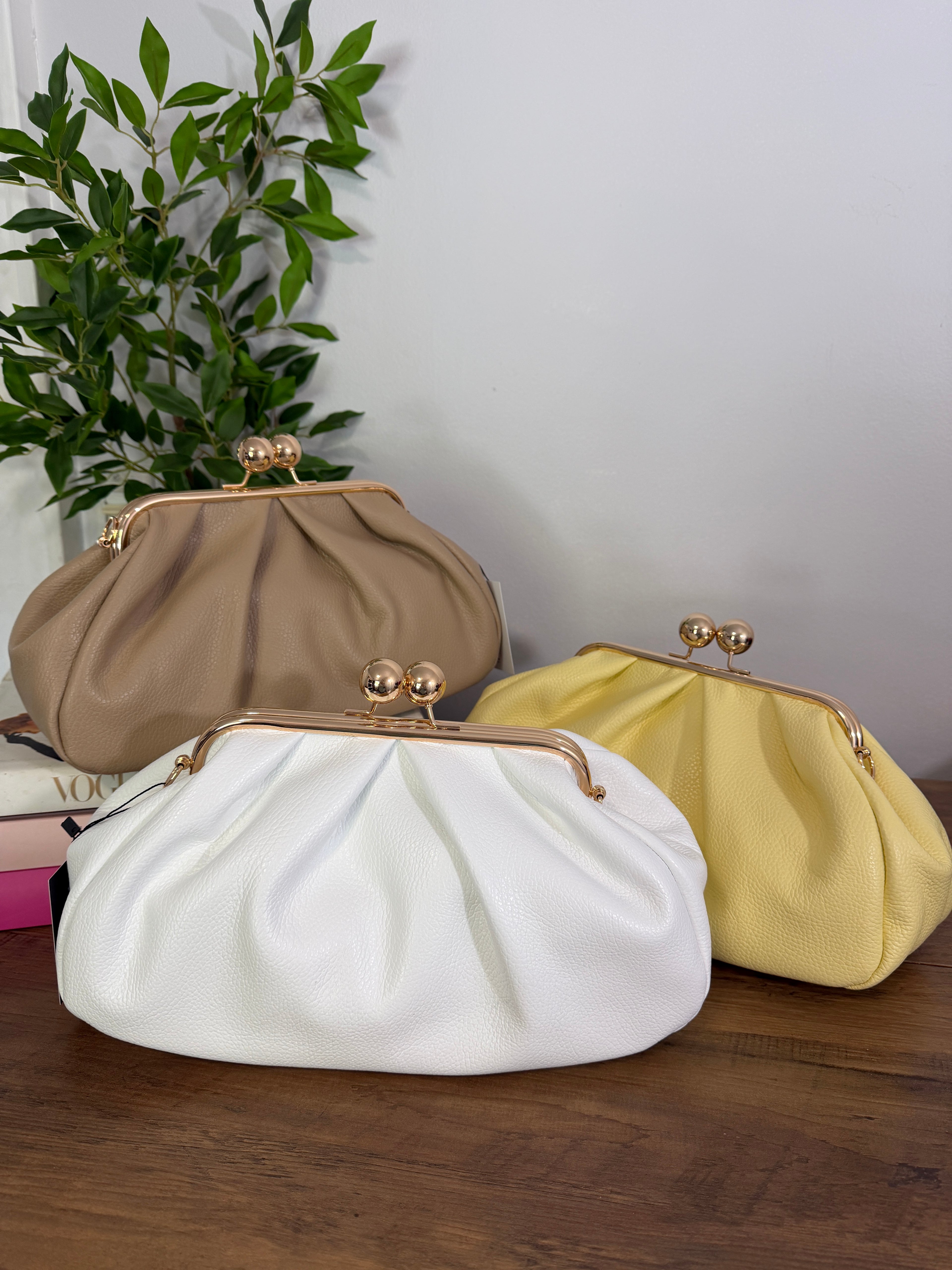 Carmelita Medium Kiss Lock Bag