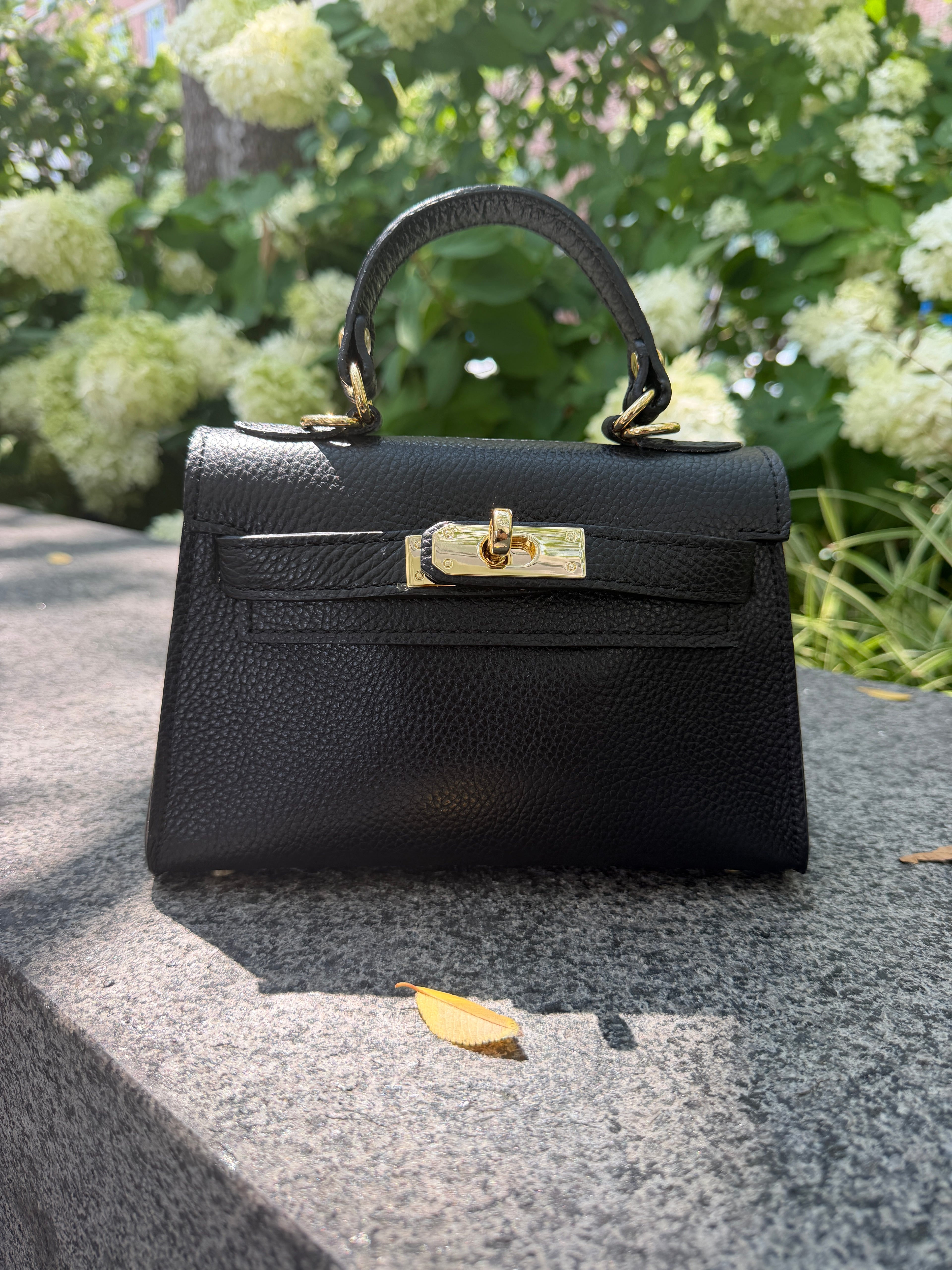 Vittoriana Top Handle Turn Clasp Handbag