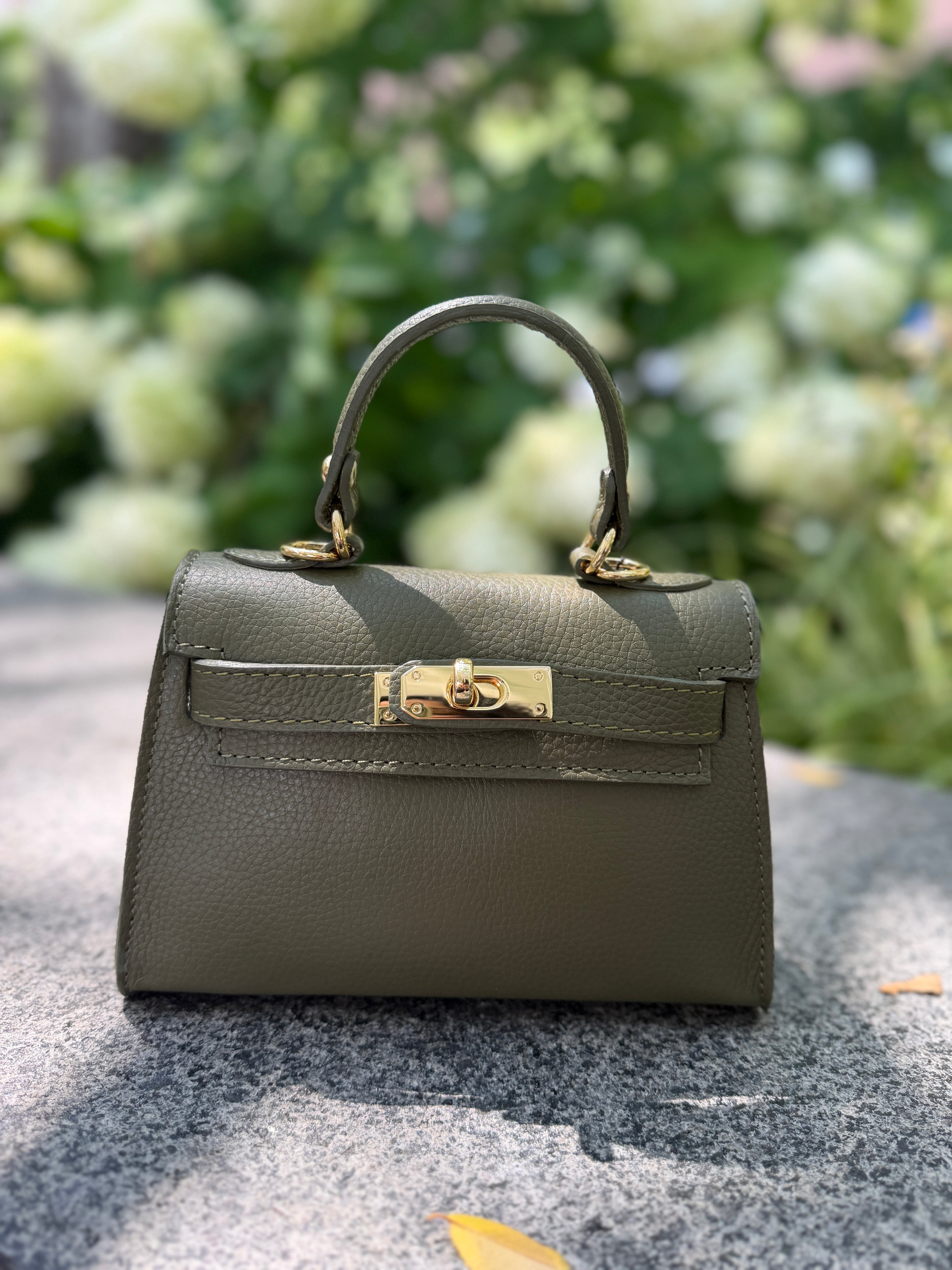 Vittoriana Top Handle Turn Clasp Handbag