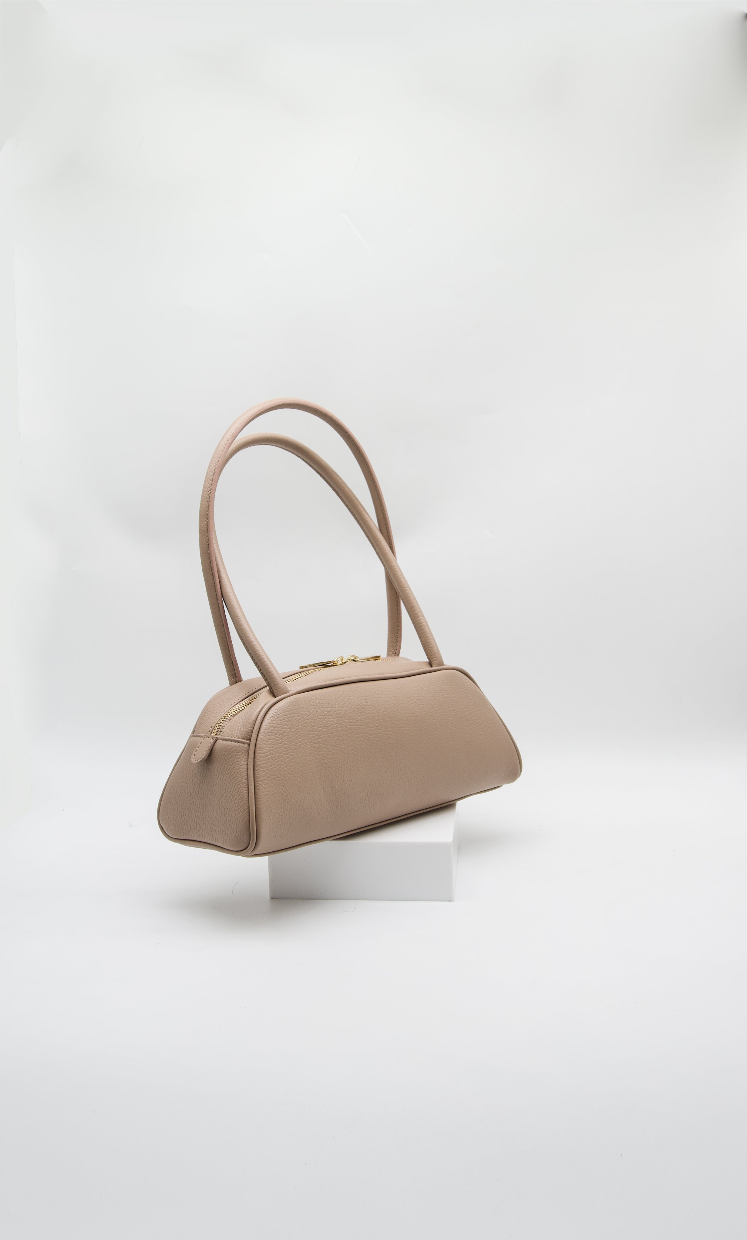 Noemi East West Bag