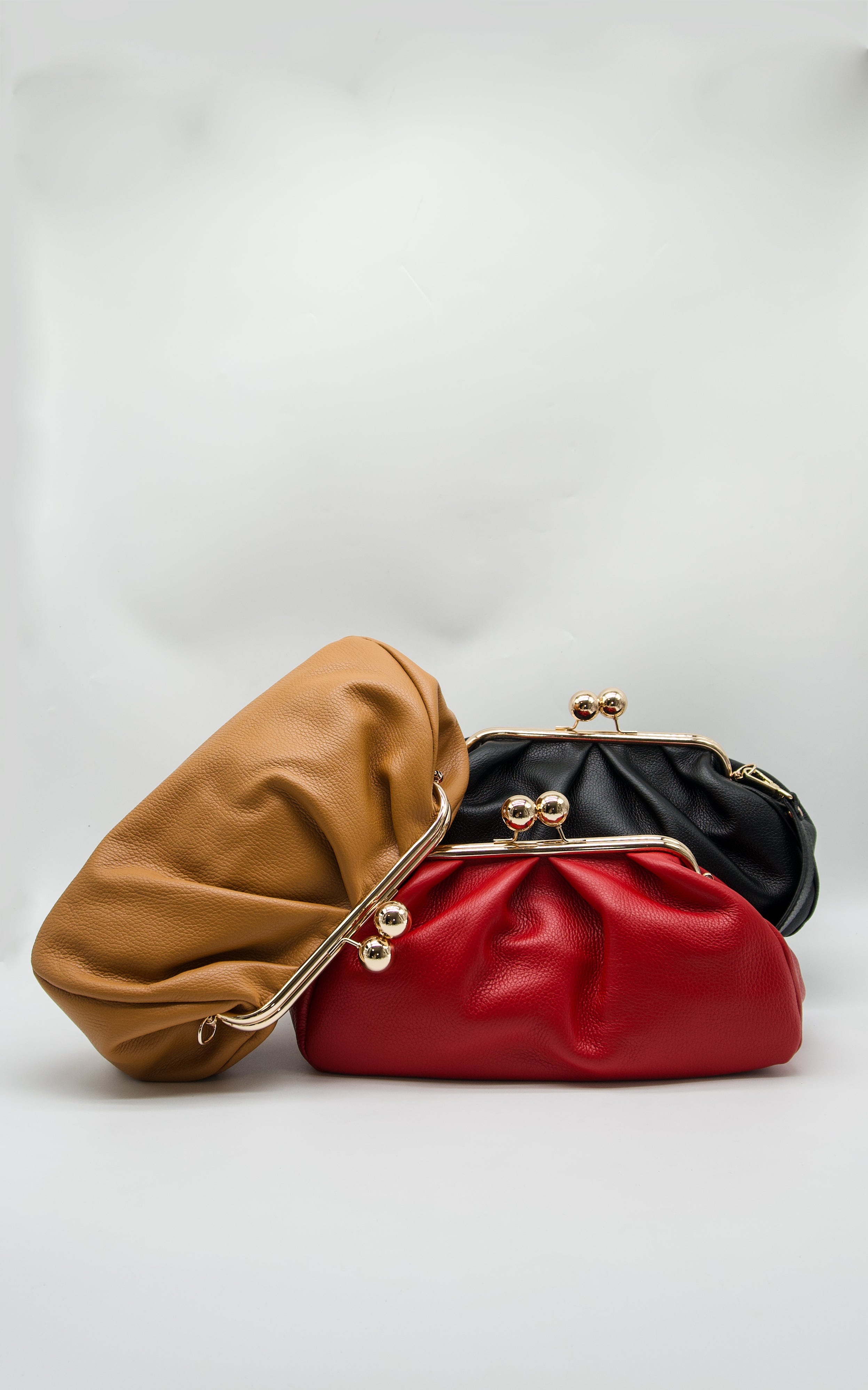 Carmelita Medium Kiss Lock Bag