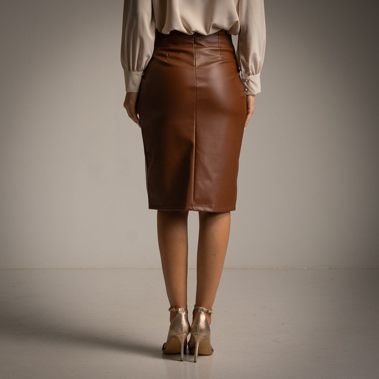 faux leather skirt back 