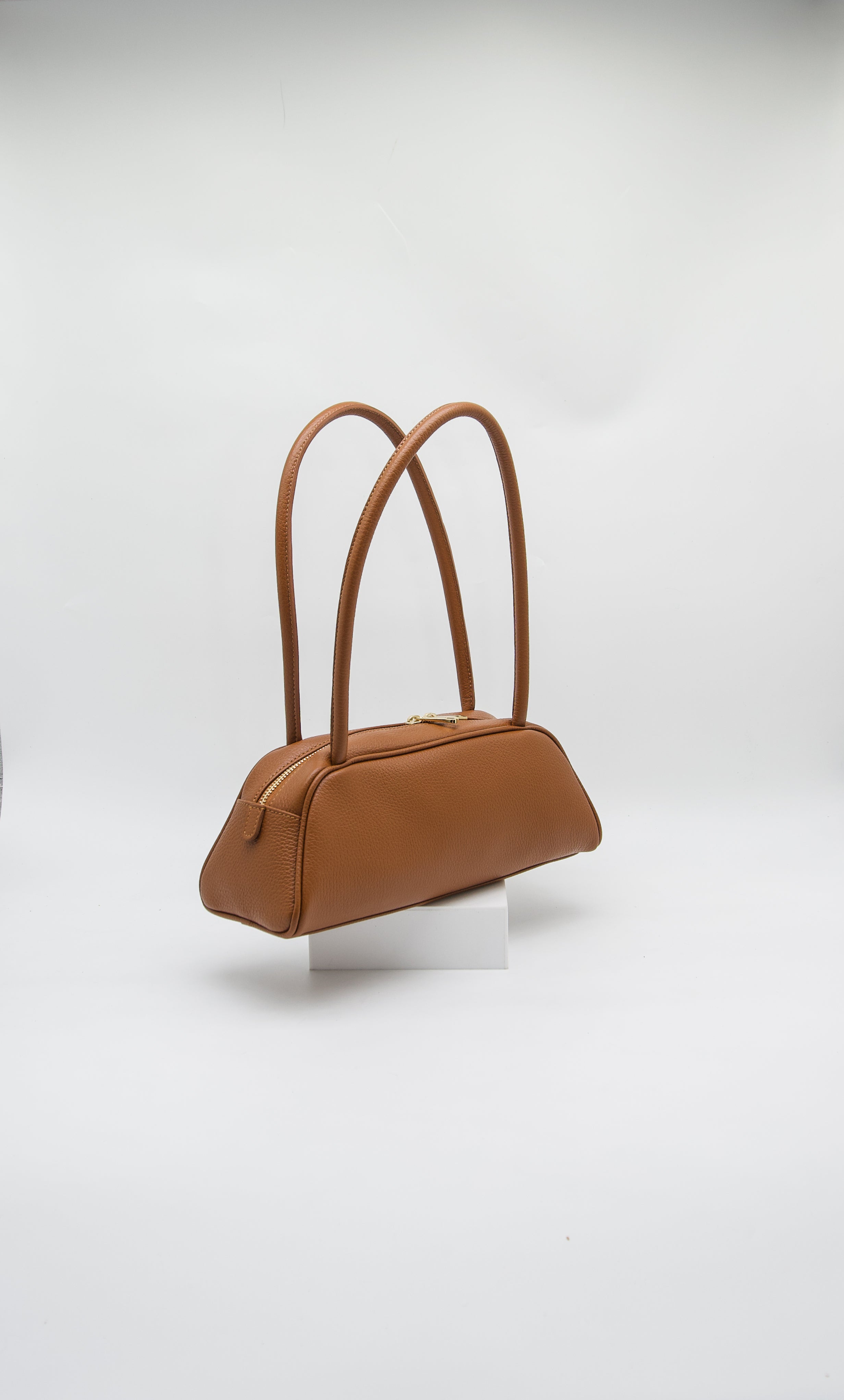 Noemi East West Bag