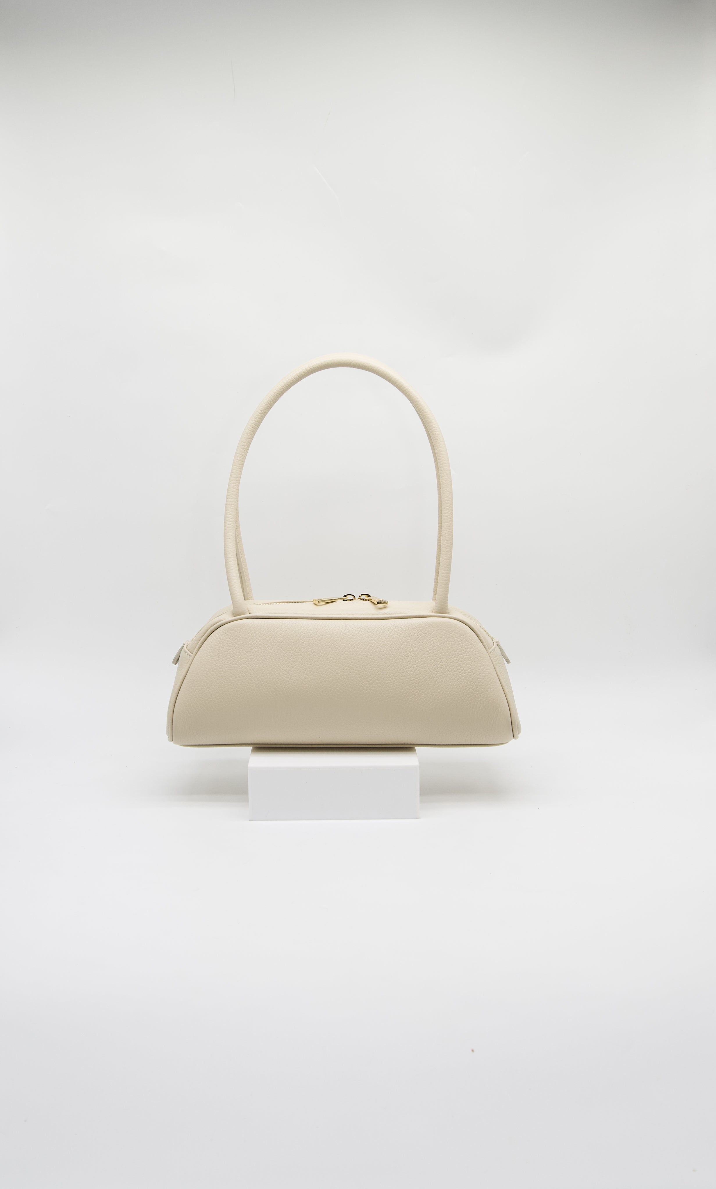 Noemi East West Bag